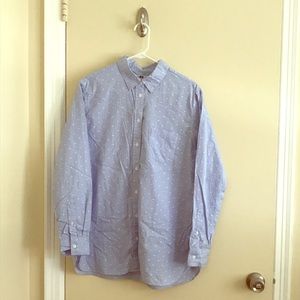 Dotted twist on white and blue button down